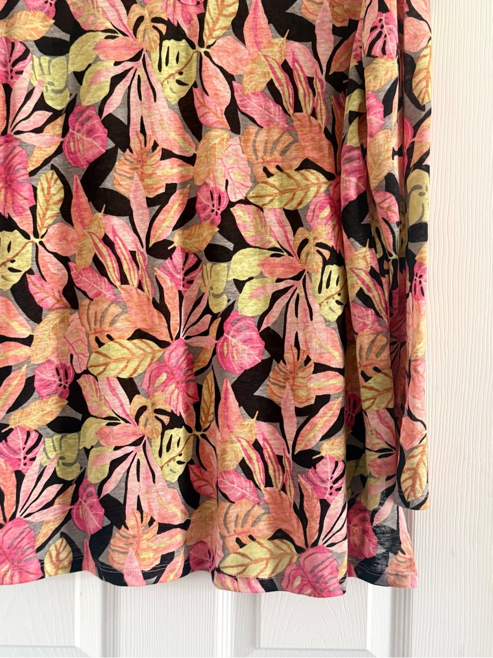 Chico’s Linen Floral V-Neck 3/4 Sleeve Top in Multi Pink XL - Picture 9 of 11